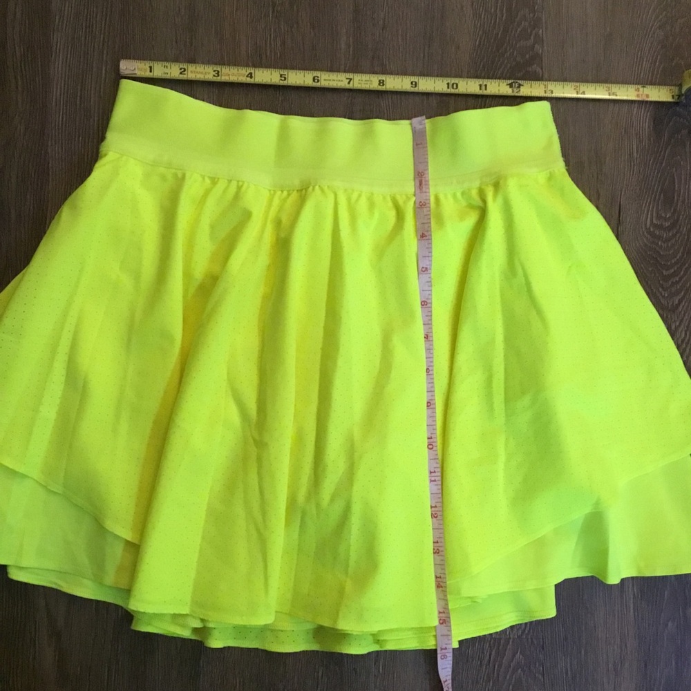 Lululemon Court Rival Perforated High-Rise Skirt Long Highlight Yellow - Picture 10 of 11